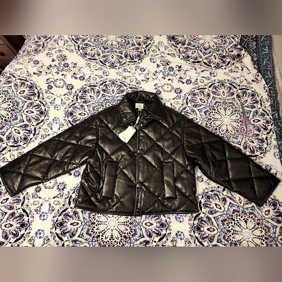 NWT Elie Tahari Faux Leather Quilted Jacket NWT - Picture 7 of 7